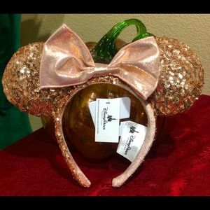 **Brand new Disney Parks rose gold sequins ears**